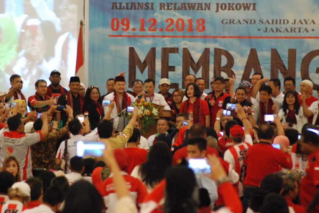 ARJ: Menteri-Menteri Berkinerja Buruk, Harus Diresuffle Biar Tidak Membebani Pemerintah ARJ: Menteri-Menteri Berkinerja Buruk, Harus Diresuffle Biar Tidak Membebani Pemerintah