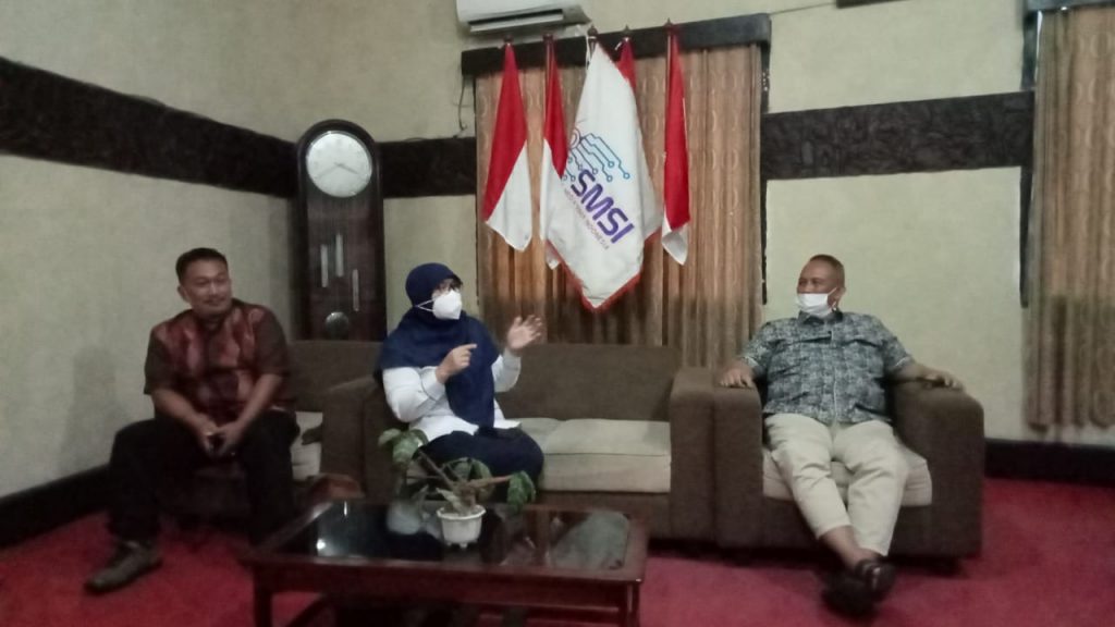 Diharapkan Masyarakat Indonesia Menjadi Konsumen Cerdas Ditengah Menjamurnya E-commerce Diharapkan Masyarakat Indonesia Menjadi Konsumen Cerdas Ditengah Menjamurnya E-commerce