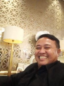 Dr.Andi Saputra Menghadiri Launching Partai UKM