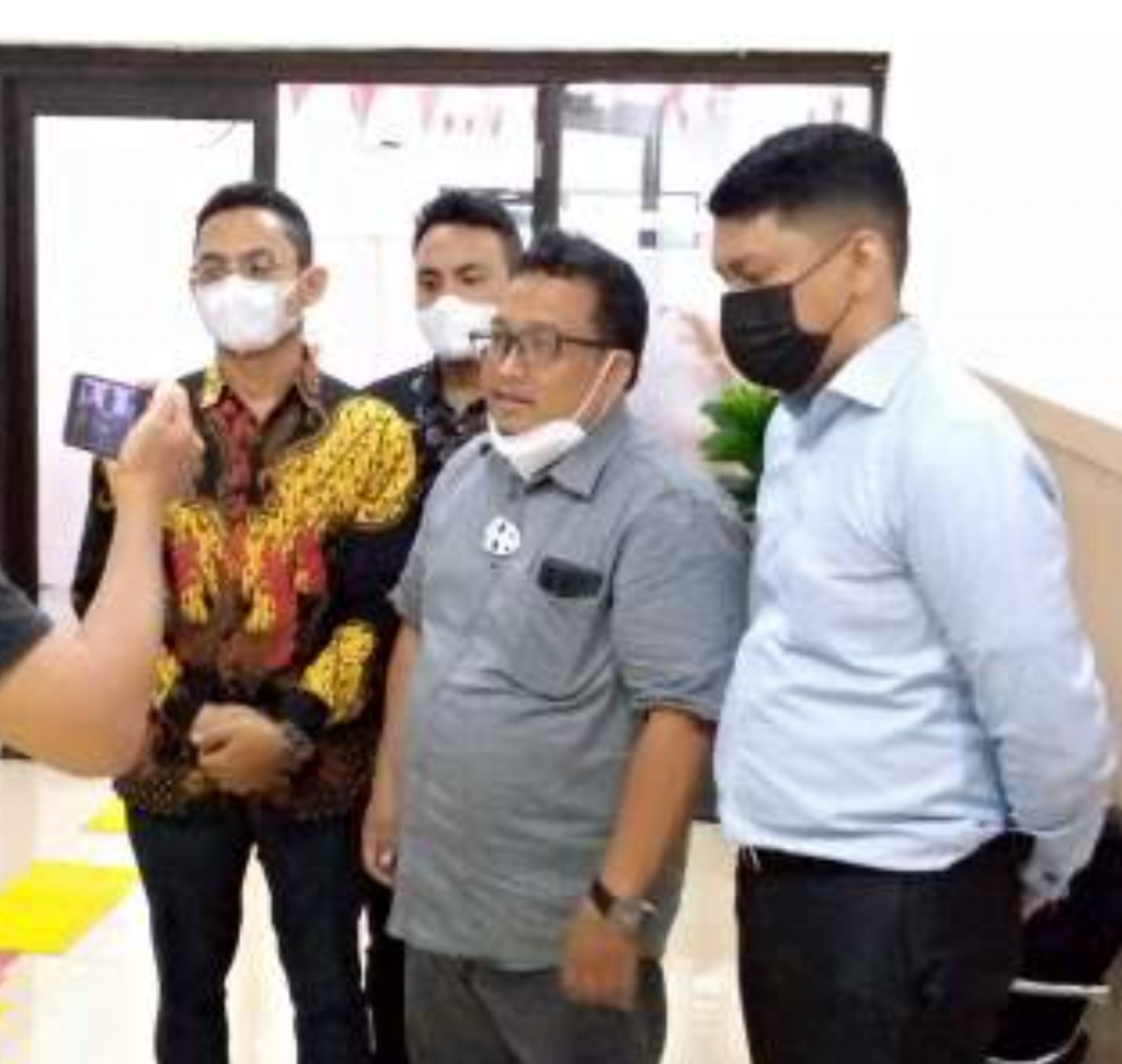 Apfriadi Melawan Gugatan PMH, Kuasa Hukum Hadirkan Saksi Ahli Hukum Perdata Apfriadi Melawan Gugatan PMH, Kuasa Hukum Hadirkan Saksi Ahli Hukum Perdata