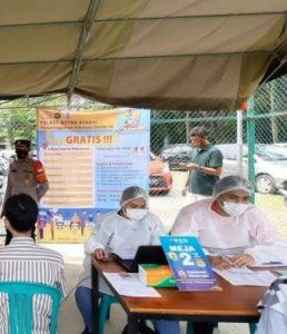 Enggak Perlu Bayar, Ribuan Warga Disuntikkan Vaksin AstraZeneca oleh Polres Metro Bekasi