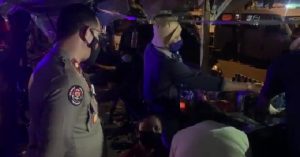 Tegakkan Aturan PPKM Darurat dengan Humanis, Kapolsek Pulogadung Ganti Keuntungan Pedagang