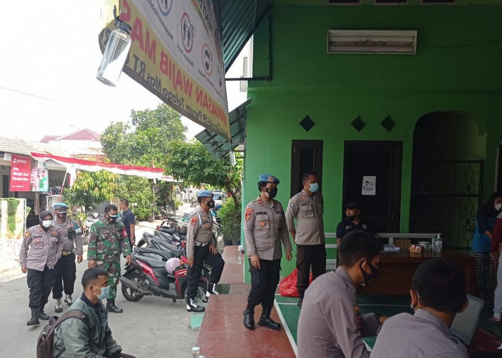Awasi Gerai Vaksinasi Merdeka Polrestro Bekasi Kota, Propam Pastikan Kesiapan Personel Polri Layani Masyarakat