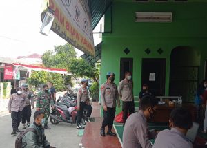 Awasi Gerai Vaksinasi Merdeka Polrestro Bekasi Kota, Propam Pastikan Kesiapan Personel Polri Layani Masyarakat