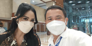 Pengamat Akademisi Ini apresiasi dan bangga dengan Krisdayanti, YW: “KD adalah Anggota DPR yang baik dan Transparan”