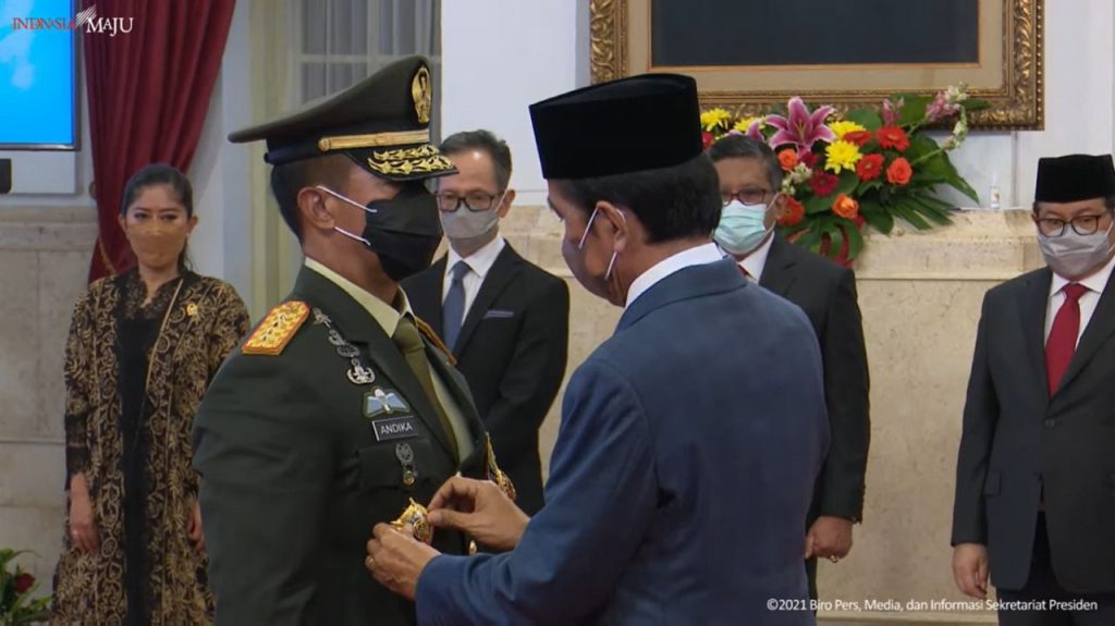 Presiden Joko Widodo Resmi Melantik Jenderal TNI Andika Perkasa Sebagai Panglima TNI Presiden Joko Widodo Resmi Melantik Jenderal TNI Andika Perkasa Sebagai Panglima TNI