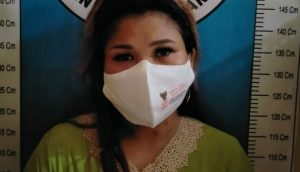 Wanita Cantik Berinisial EL dan 4 Temannya Ditangkap Polres Sumenep, Bawa 13,06 Gram Sabu