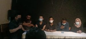 Bahkan Akan Demo ke Istana bila Kasus Selingkuh AH Belum dituntaskan, Yons Ebiet:”Saya harap pak Airlangga gentlement..
