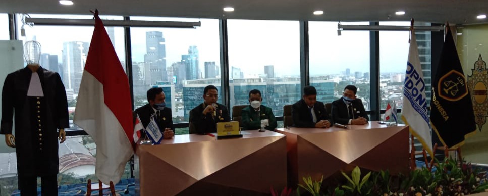 Maklumat Presiden Dewan Pengacara Nasional Indonesia (DPNI) Maklumat Presiden Dewan Pengacara Nasional Indonesia (DPNI)