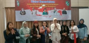Dialog Kemerdekaan “Kebaya Mendunia Momentum Kemerdekaan Narasi Sebuah Identitas Perempuan”