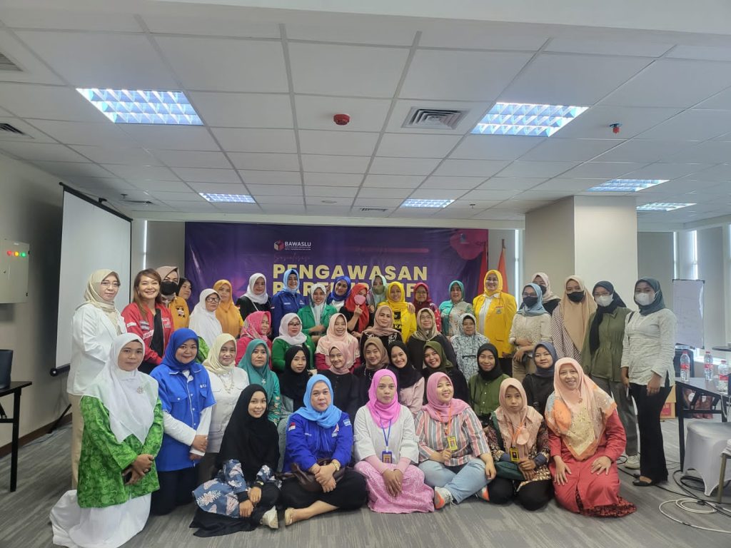 Bawaslu Tangsel Gelar Sosialisasi, Ketua R-Tika Meminta Agar Peranan Perempuan juga bisa Menjadi Garda Terdepan Mengawal Pemilu