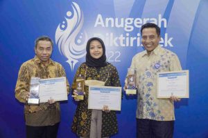 Luar-biasa! UNESA Borong 10 Medali Sekaligus dalam Anugerah Diktiristek 2022