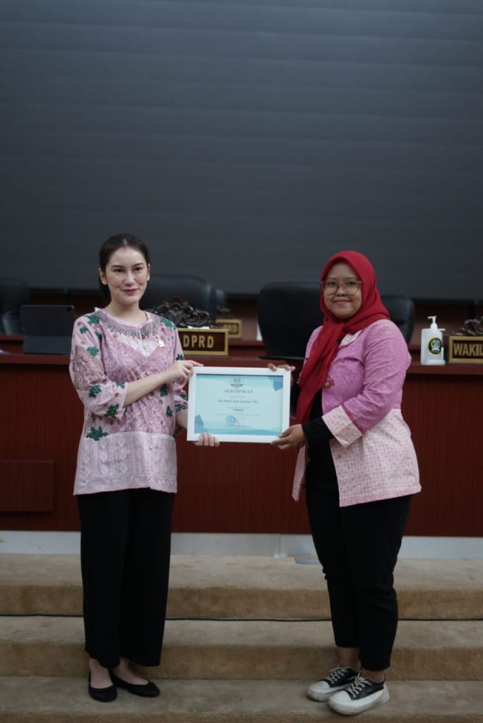 PKBM HSPG Gelar Kegiatan Outing Class ke DPRD Kota Tangsel,  Berikut Penjelasan Tika D.Pangastuti 