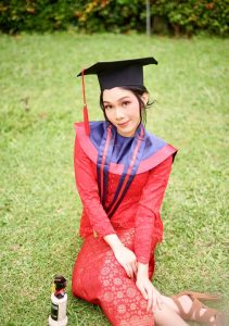 Wisuda XXVII Univ.Al Azhar Indonesia : “Selamat dan Sukses Buat Cut Novia Angesti Arifin, S.H”