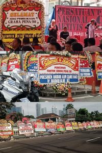 CATAT!! Ribuan Karangan Bunga Banjiri Acara Peresmian Graha PENA 98 dari Jakpus Sampai Jaksel