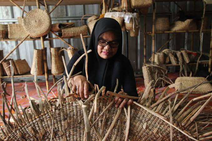 Pakar: Implementasi UU Cipta Kerja Berdampak Indonesia Kekurangan Tenaga Kerja Karena Terciptanya Banyak Lapangan Kerja Pakar: Implementasi UU Cipta Kerja Berdampak Indonesia Kekurangan Tenaga Kerja Karena Terciptanya Banyak Lapangan Kerja