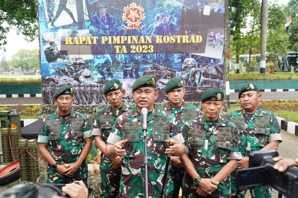 Pangkostrad Pimpin Rapim dan Apel Komandan Satuan Kostrad TA 2023 Terpusat Pangkostrad Pimpin Rapim dan Apel Komandan Satuan Kostrad TA 2023 Terpusat