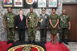 Tingkatkan Kerjasama Militer Pertahanan, Atase Pertahanan RI Dampingi Dubes RI-Abuja Bertemu Dengan Kasad Nigeria