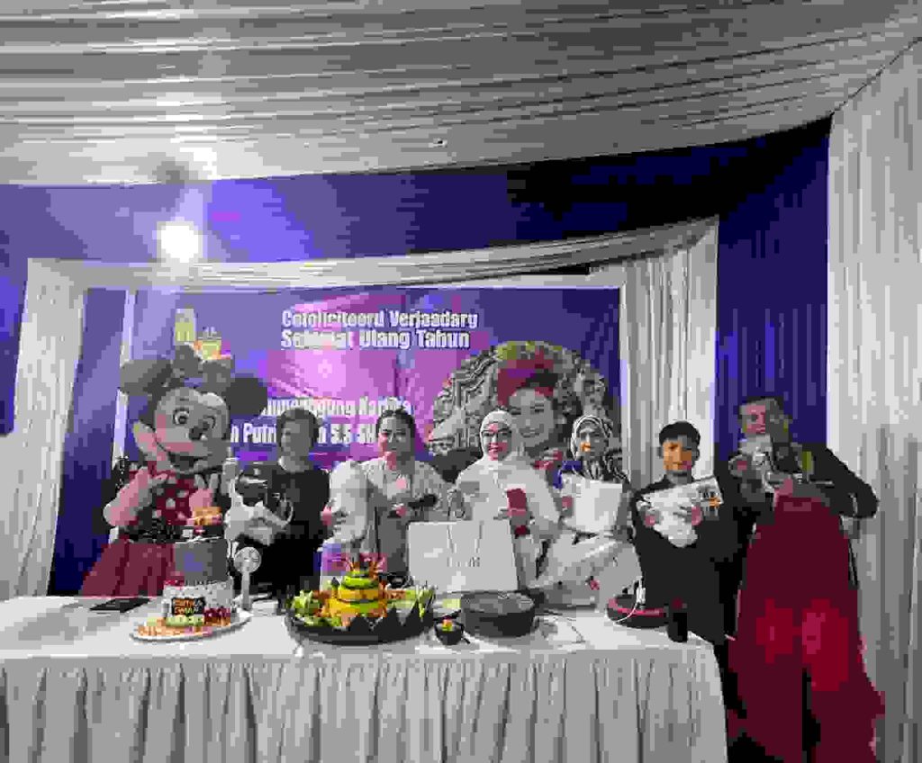 Di Hari Kartini, RAjT Kartika Oman HUT Ke-37 Bersama Anak Yatim-piatu Dan Kaum Dhuafa