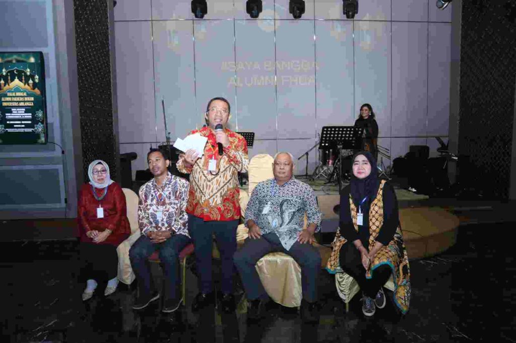 Edy Torana Promotor Jadi Donatur Tunggal, Acara Halal Bihalal Akbar Alumni FH Unair Surabaya Angkatan 1969 – 2017 Edy Torana Promotor Jadi Donatur Tunggal, Acara Halal Bihalal Akbar Alumni FH Unair Surabaya Angkatan 1969 – 2017