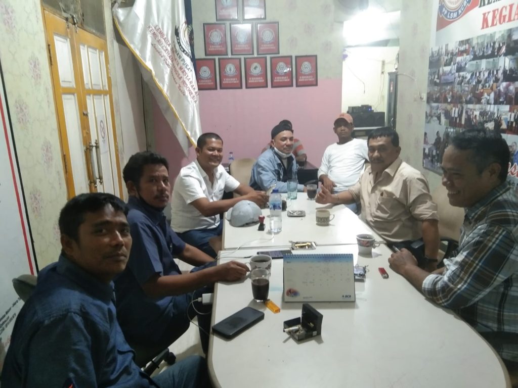 LSM KCBI Klarifikasi Dugaan Proyek Tidak Sesuai RAB Diduga Sekertaris PPID Pembantu Dinas Perumahan dan Pemukiman Kota Depok Gagal Paham Terkait Klarifikasi