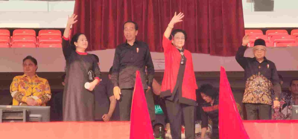 Di Acara Haul Bung Karno, Puan Maharani: Kokohkan Barisan Menangkan PDIP dan Ganjar Pranowo Di Acara Haul Bung Karno, Puan Maharani: Kokohkan Barisan Menangkan PDIP dan Ganjar Pranowo