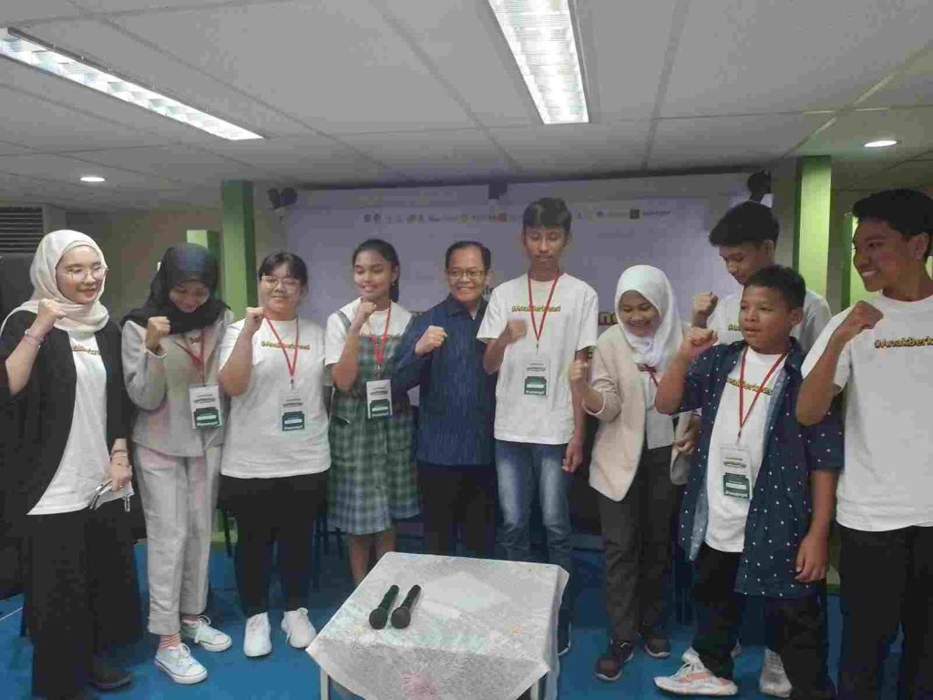 Pentingnya Wujudkan Lingkungan Digital yang Sehat dan Positif Pentingnya Wujudkan Lingkungan Digital yang Sehat dan Positif