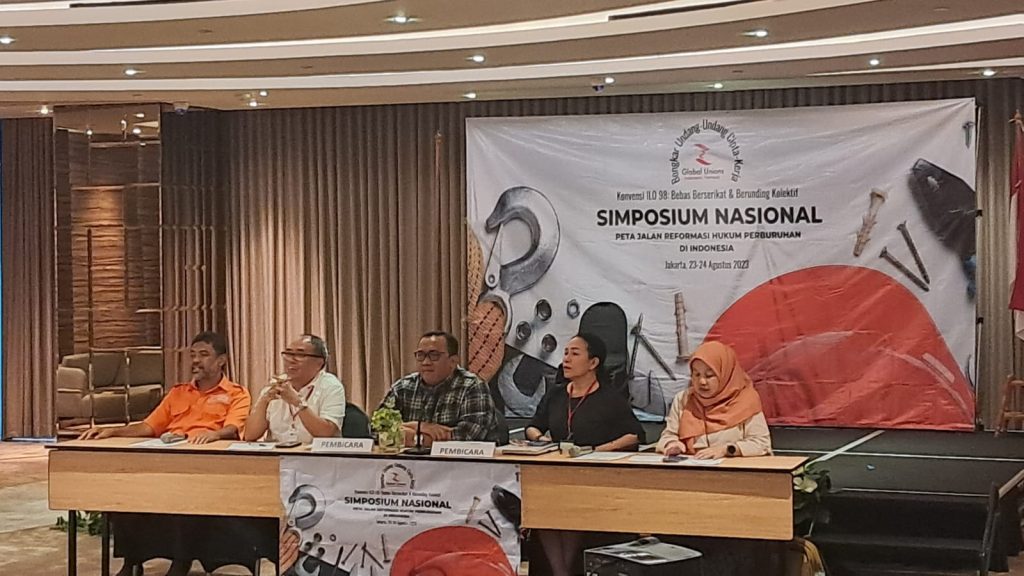 Implikasi UU Cipta Kerja Terbaru Terhadap Hak-hak Buruh dan Pekerja di Indonesia