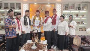 Usai Pertemuan Dengan Ketua MPR RI Ketum Bamus Betawi Eki Pitung : “Agar DKI memiliki Kedaulatan Politik Seperti Pemilihan Kepala Daerah di Jakarta bisa diberikan Hak Privelige”