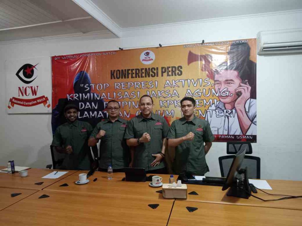 DPP Nasional Corruption Watch (NCW): Stop Represi Aktivis, Kriminalisasi Jaksa Agung dan Pimpinan KPK Demi Selamatkan Oknum Menteri Korupsi DPP Nasional Corruption Watch (NCW): Stop Represi Aktivis, Kriminalisasi Jaksa Agung dan Pimpinan KPK Demi Selamatkan Oknum Menteri Korupsi