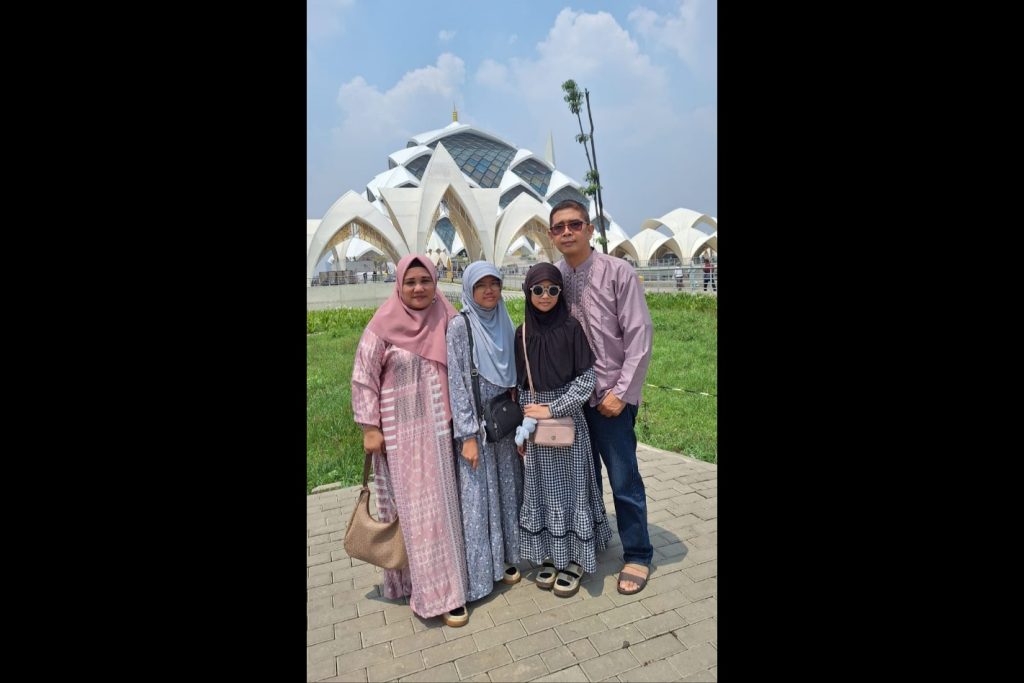 Takjubnya Tokoh Masyarakat Jakbar Pada Kemegahan Masjid Al Jabbar