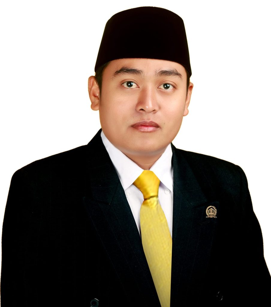 Suryadi Bela Rakyat Jelata Dengan Perjuangkan Kelayakan UKM : “Toko Klontong Madura Harus Buka 24 Jam Demi Ekonomi Kerakyatan” Suryadi Bela Rakyat Jelata Dengan Perjuangkan Kelayakan UKM : “Toko Klontong Madura Harus Buka 24 Jam Demi Ekonomi Kerakyatan”