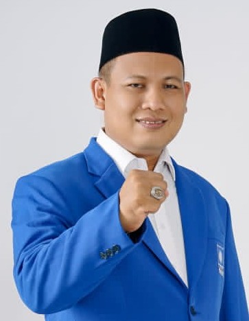 Sugiharto Parikesit dan Kader Muda PAN siap Dukung Zulhas – Yandri Susanto Duet Pimpinan PAN terbaik Menuju 4 Besar Pemilu 2029 Sugiharto Parikesit dan Kader Muda PAN siap Dukung Zulhas – Yandri Susanto Duet Pimpinan PAN terbaik Menuju 4 Besar Pemilu 2029