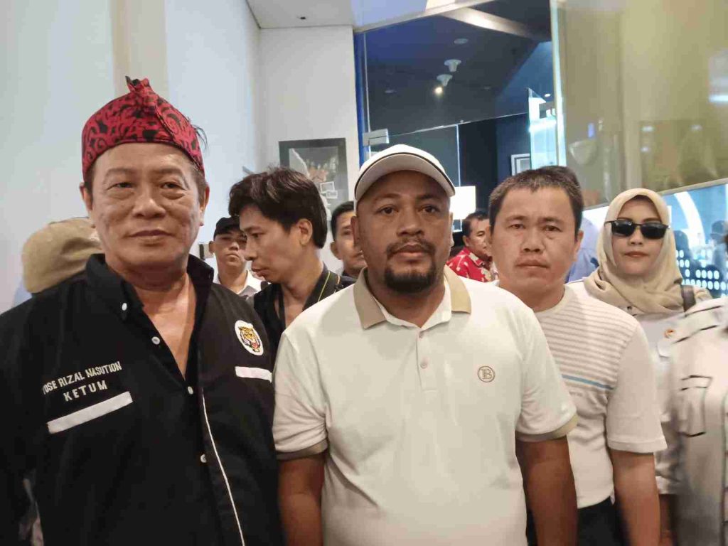 Dukung dan Doakan: Persatuan Relawan Indonesia Raya akan Menggelar Pesta Rakyat di Gelora Bung Karno tanggal 1 Juni 2024 Dukung dan Doakan: Persatuan Relawan Indonesia Raya akan Menggelar Pesta Rakyat di Gelora Bung Karno tanggal 1 Juni 2024