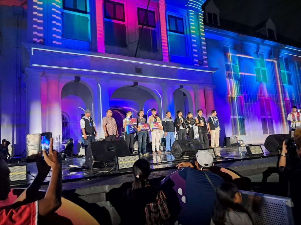 Mahasiswa IKJ, Menangkan Lomba Kreasi Vidio Mapping Di Kota Tua “Pada Hari Ulang Tahun DKI. Jakarta” Mahasiswa IKJ, Menangkan Lomba Kreasi Vidio Mapping Di Kota Tua “Pada Hari Ulang Tahun DKI. Jakarta”
