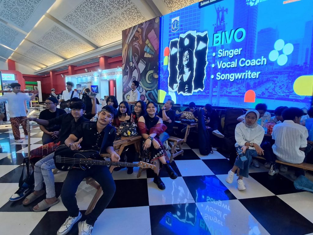 Double A Side Gemparkan Panggung PRJ. “Berjuang Ketahap Semi Final Mewakili SMAN 35 Jakarta” Double A Side Gemparkan Panggung PRJ. “Berjuang Ketahap Semi Final Mewakili SMAN 35 Jakarta”