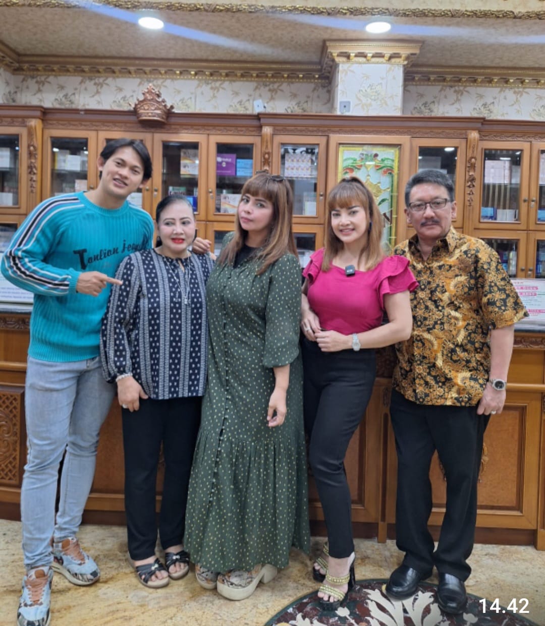 Keren Makin Mancung ala Blaster Eropa, Irma Darmawangsa Puas Hidungnya Direvisi di Queen Klinik Bedah Plastik