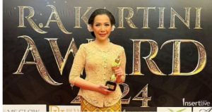 Wouw!! Ketum Moeldoko Center Lagi-lagi Raih Rising Business Leader di R.A Kartini Award 2024 : “Penghargaan Bagi Pemimpin Pengusaha yang sedang Naik Daun”