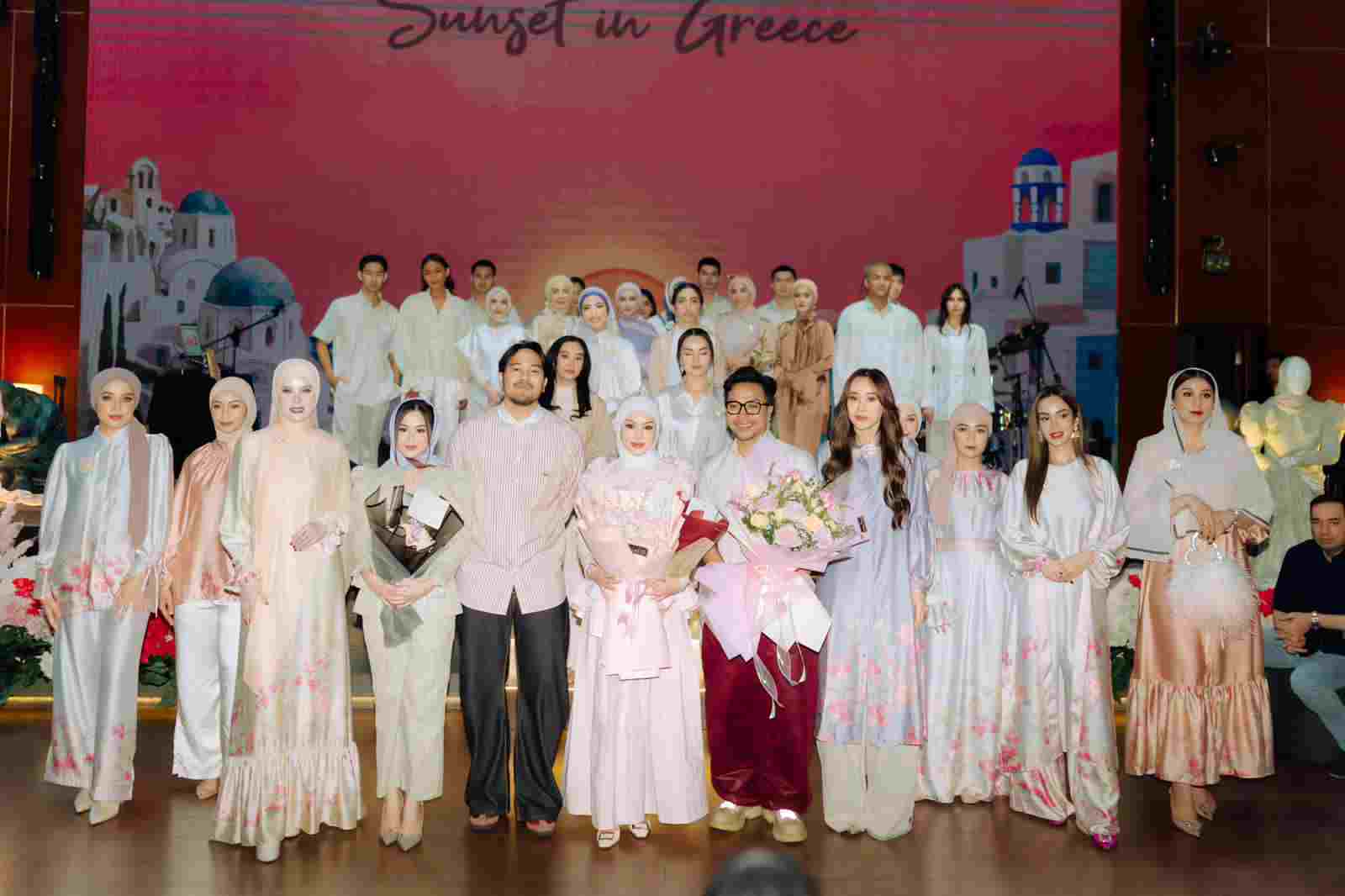 Menyatu dengan Keindahan dan Kedamaian Senja, ELLAYA Luncurkan Koleksi ‘Sunset in Greece’