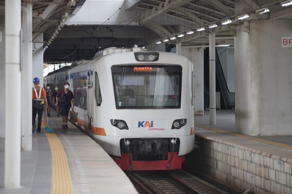 Ultah KAI Ke-79, KAI Commuter Hadirkan Promo Diskon Tiket*_ *Naik Commuter Line Basoetta, Cukup Bayar 79% Pada Periode Pemberangkatan 25–30 September 2024
