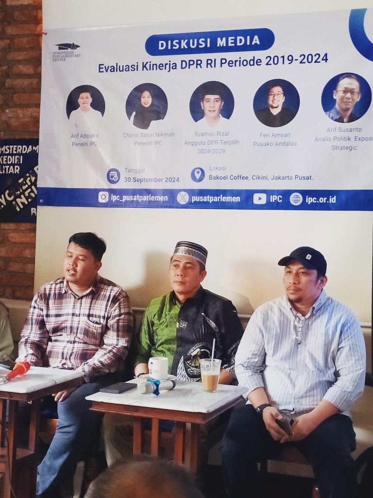 Diskusi Evaluasi Kinerja DPR RI Periode 2019-2024