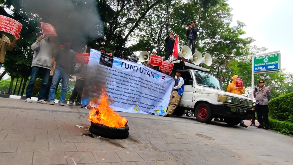 KLHK RI dan KPK di Demo Mahasiswa Asal Sultra Perihal Rehabilitasi DAS di Butur
