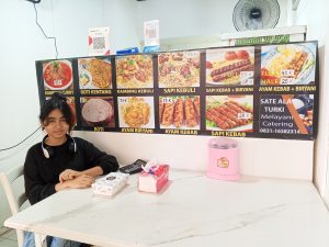 SATE ALA TURKI – Kalibata City “Spesial Makanan Timur Tengah” Hubungi Layanan Catering : 0831-1658-2314