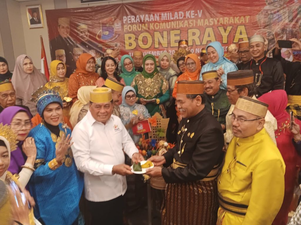 Milad FKMBR Ke-5 Dihadiri H.Nurdin Halid