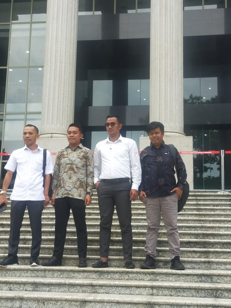 Calon Bupati Pasaman Barat No urut 3 Menggugat ke MK