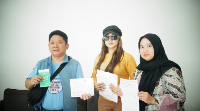 Gelar Sidang Lanjutan Tanpa Melibatkan Saksi Berimbang, ARPG Demontrasi Bawas MA Minta 3 Hakim PT Kupang Dicopot atau Diganti Gelar Sidang Lanjutan Tanpa Melibatkan Saksi Berimbang, ARPG Demontrasi Bawas MA Minta 3 Hakim PT Kupang Dicopot atau Diganti