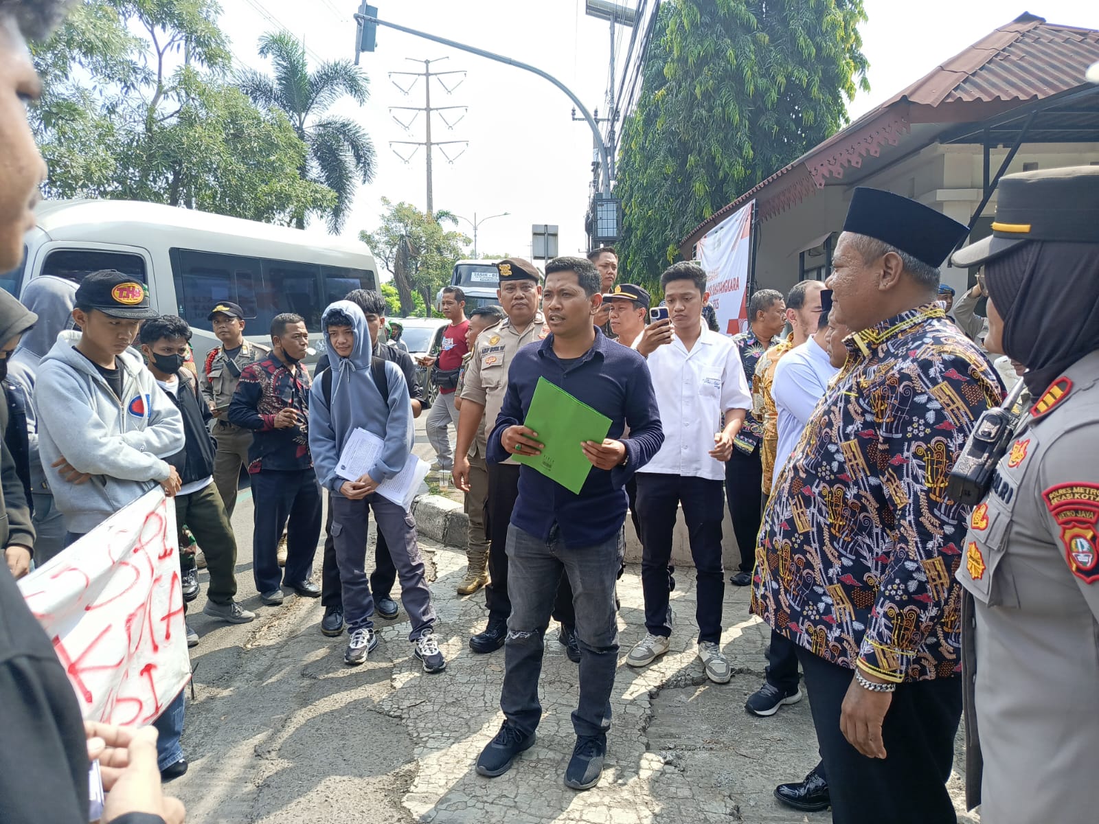 PPI PC BEKASI RAYA SOROTI KONFERENSI PERS RSUD BEKASI: KORBAN LUMPUH, PUBLIK BUTUH KEBENARAN