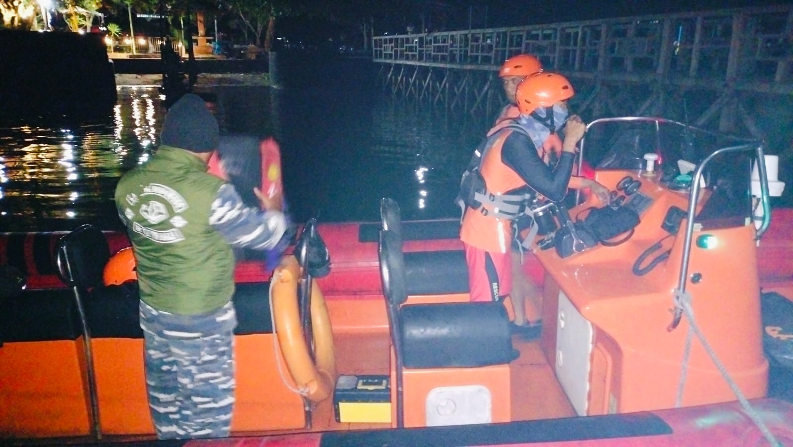 TNI Kerahkan Kekuatan Laut dan Udara Respon Cepat Tenggelamnya KMP Tunu Pratama Jaya