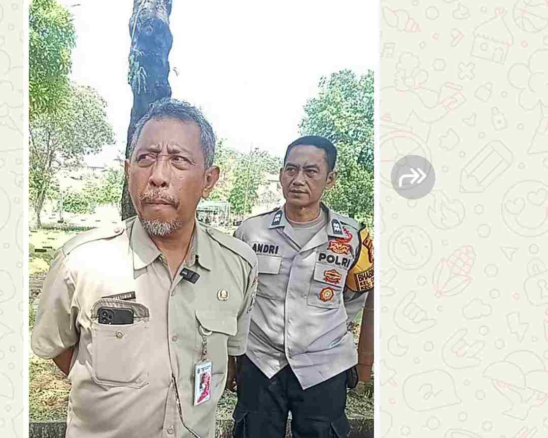 Frekuensi Hujan Deras di Jakarta Berdampak Runtuhnya Tembok Pembatas Jalan di TPU Jeruk Purut