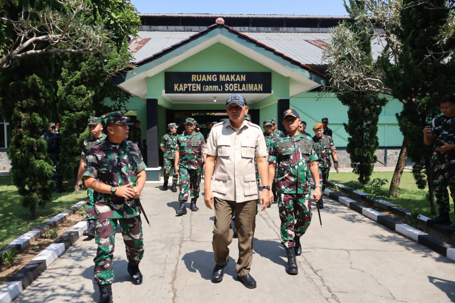 Panglima TNI dan Menhan Tinjau Pusdik Armed dan Bekang, Mantapkan Dukungan Program Pemerintah